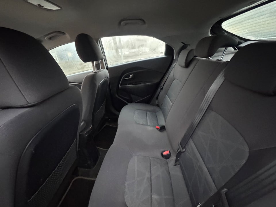 Kia Rio 1,2 CVVT Active 5d