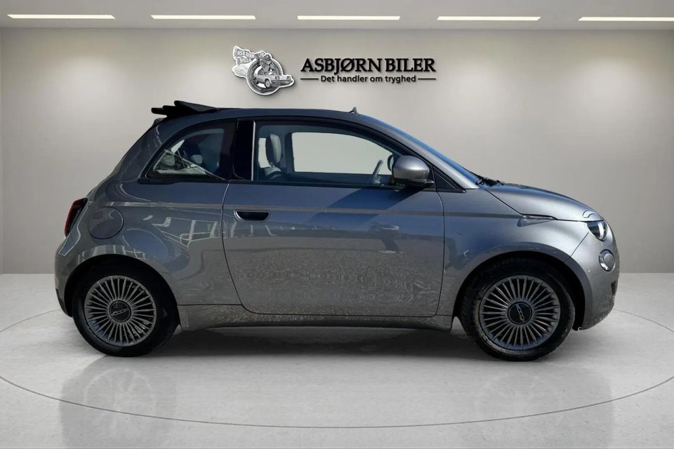 Fiat 500e 42 Icon Cabrio 2d