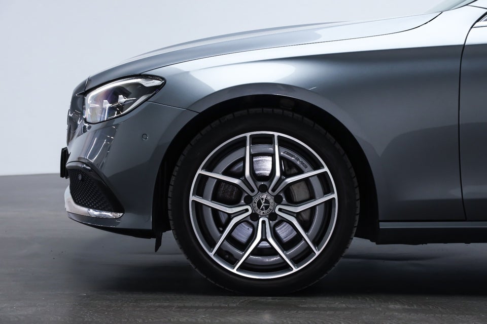 Mercedes E300 e 2,0 Advantage stc. aut. 5d