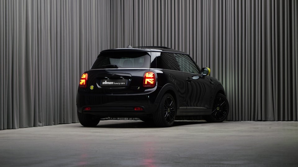 MINI Cooper SE Collection 3d