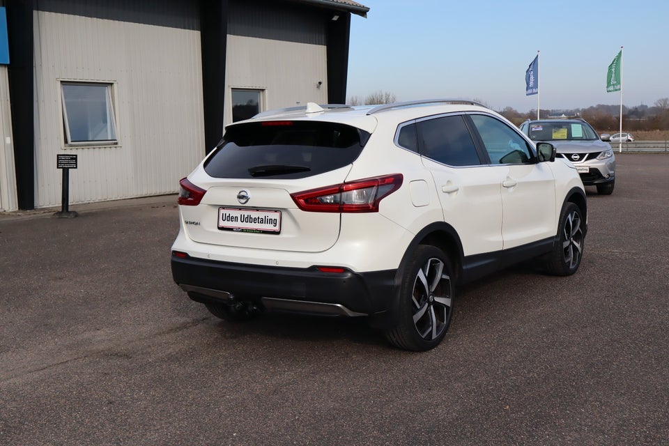Nissan Qashqai 1,3 Dig-T 140 Tekna+ 5d