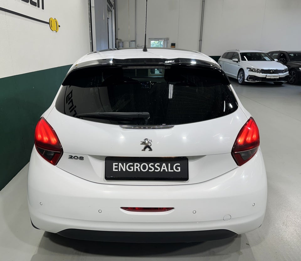 Peugeot 208 1,6 BlueHDi 100 Allure Sky 5d