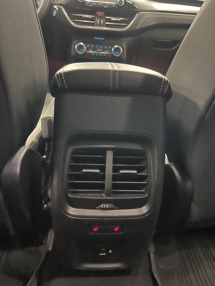 Ford Kuga 2,5 PHEV Vignale CVT 5d