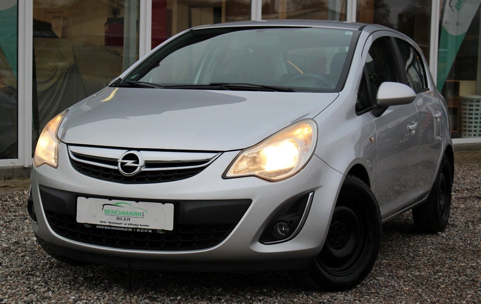 Opel Corsa 1,4 16V Cosmo 5d