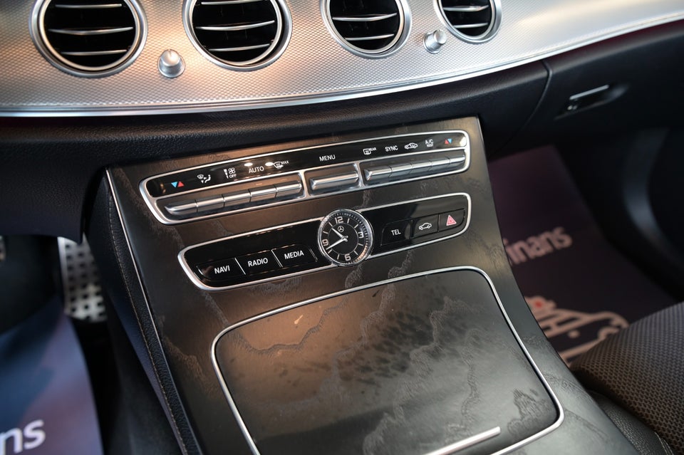 Mercedes E220 d 2,0 Avantgarde stc. aut. 5d