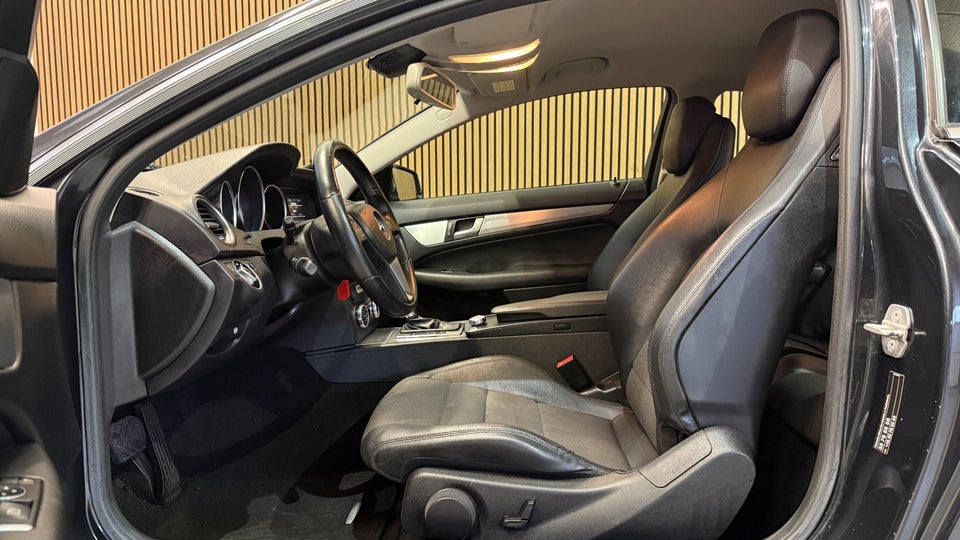 Mercedes C220 2,2 CDi Coupé aut. 2d
