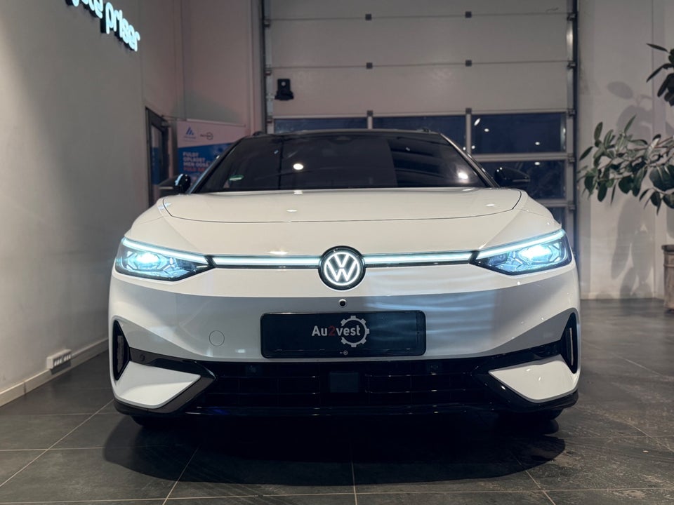 VW ID.7 77 Style+ Tourer 5d