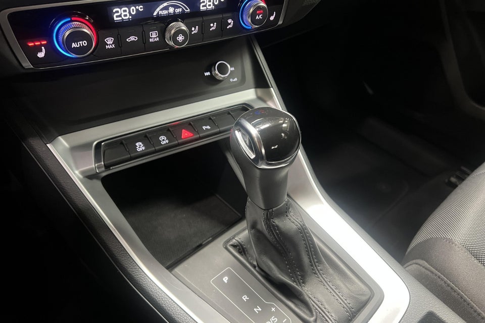 Audi Q3 35 TFSi Advanced Prestige S-tr. 5d