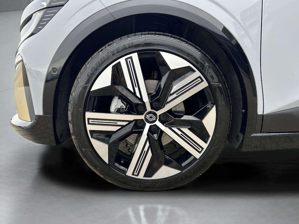 Renault Megane E-Tech 60 Iconic 5d
