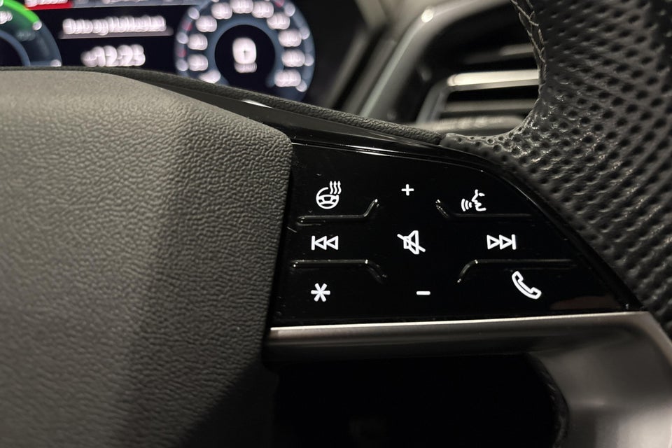 Audi Q4 e-tron 50 Attitude quattro 5d