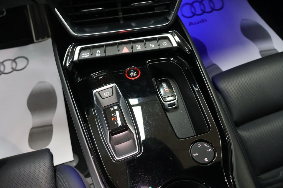 Audi RS e-tron GT quattro 4d