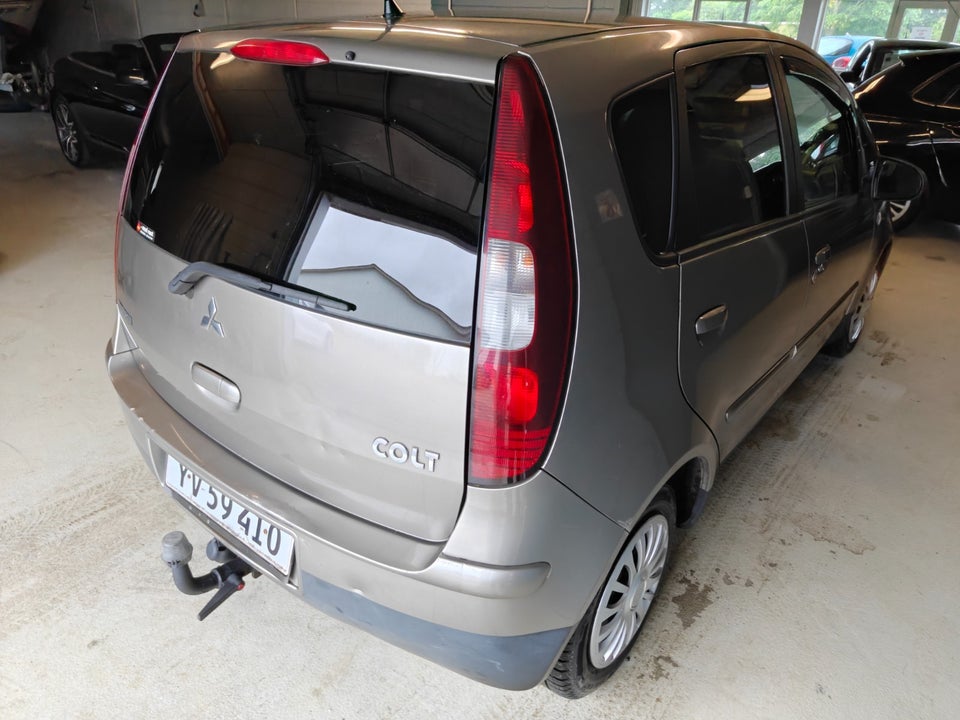 Mitsubishi Colt 1,5 Cash Coolpack 5d