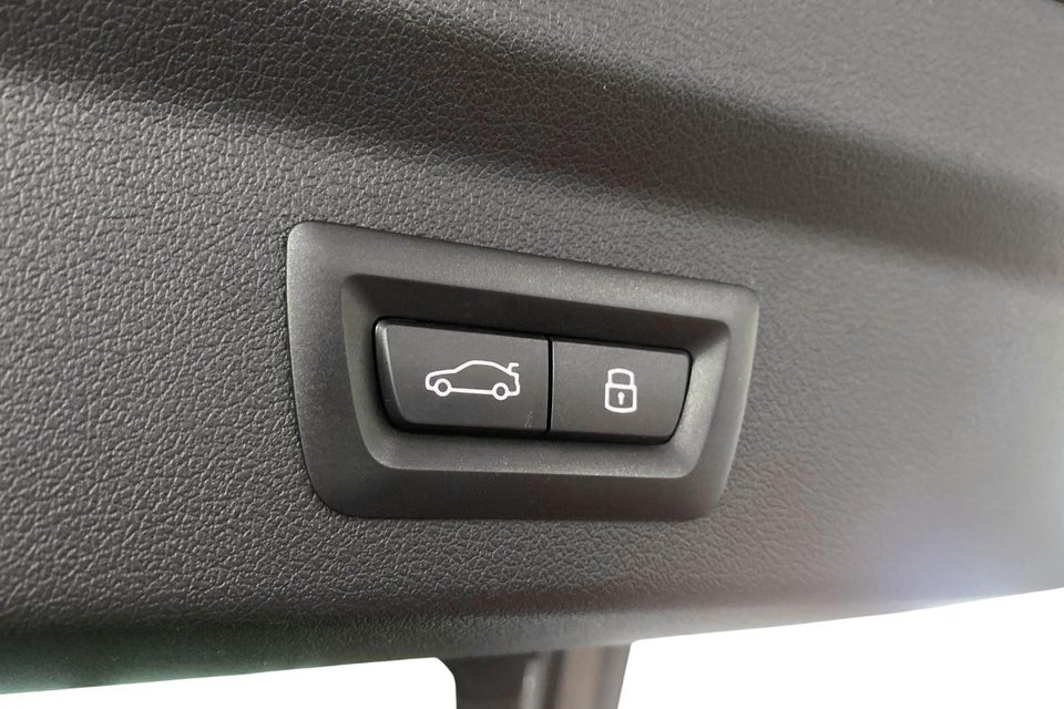 BMW iX2 eDrive20 M-Sport 5d