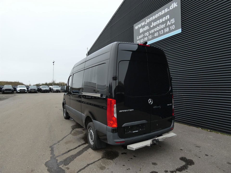 Mercedes Sprinter 317 2,0 CDi A2 Kassevogn aut. RWD