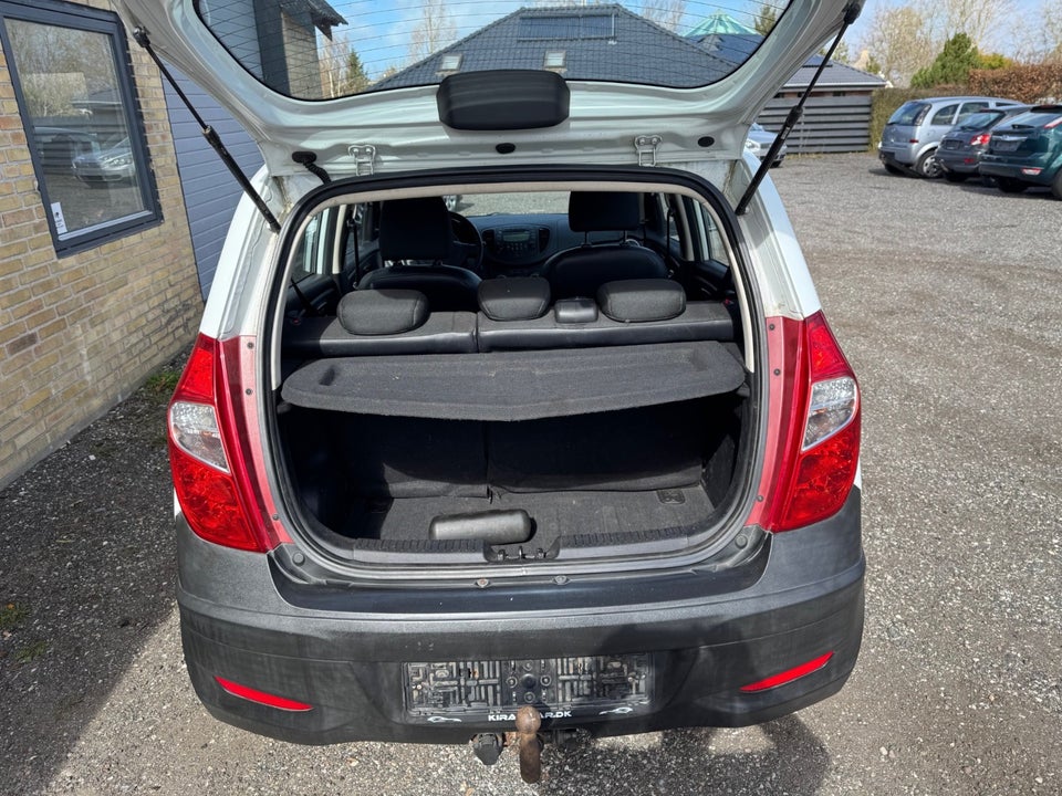 Hyundai i10 1,1 Classic 5d