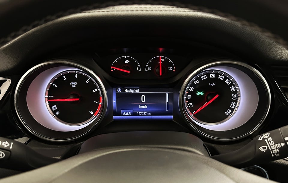 Opel Insignia 1,5 T 140 Enjoy Sports Tourer 5d