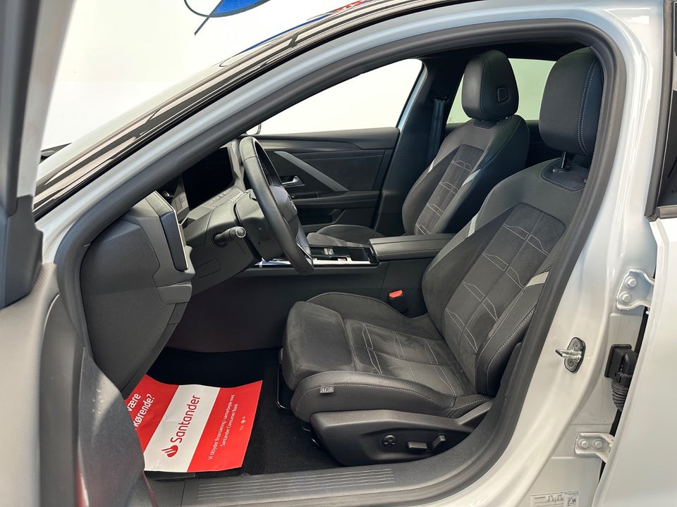 Opel Astra-e 54 Ultimate 5d