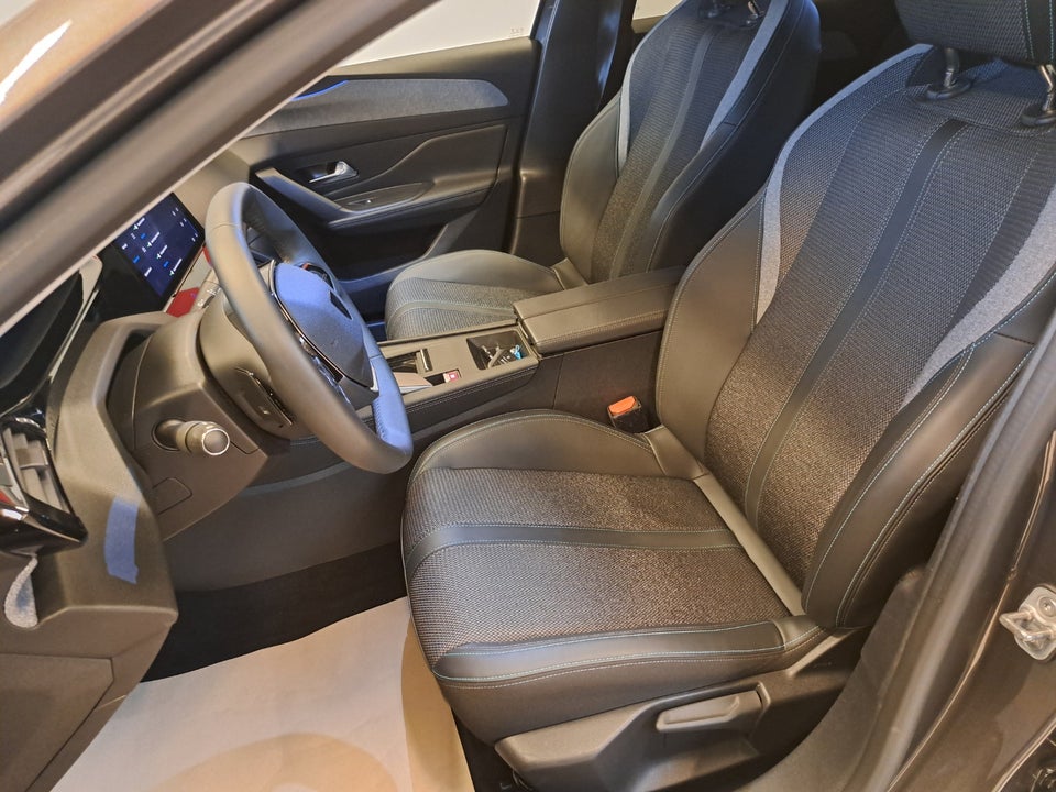 Peugeot 308 1,6 Hybrid First Selection SW EAT8 5d