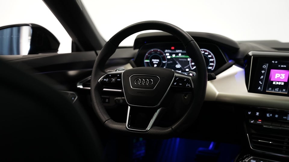 Audi e-tron GT quattro 4d