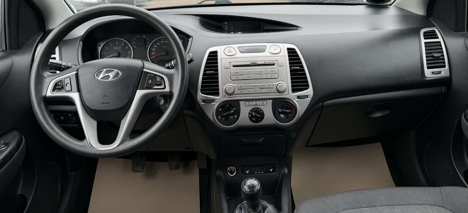 Hyundai i20 1,25 Classic 5d