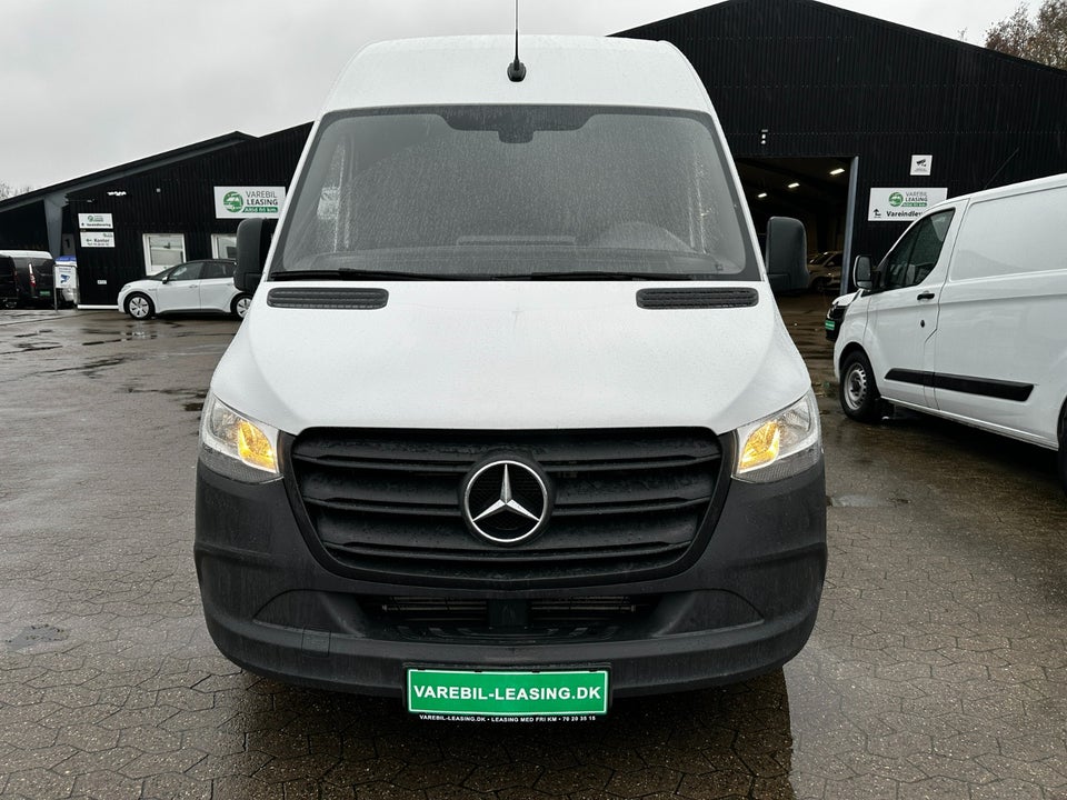 Mercedes Sprinter 214 2,2 CDi A2 Kassevogn aut. FWD