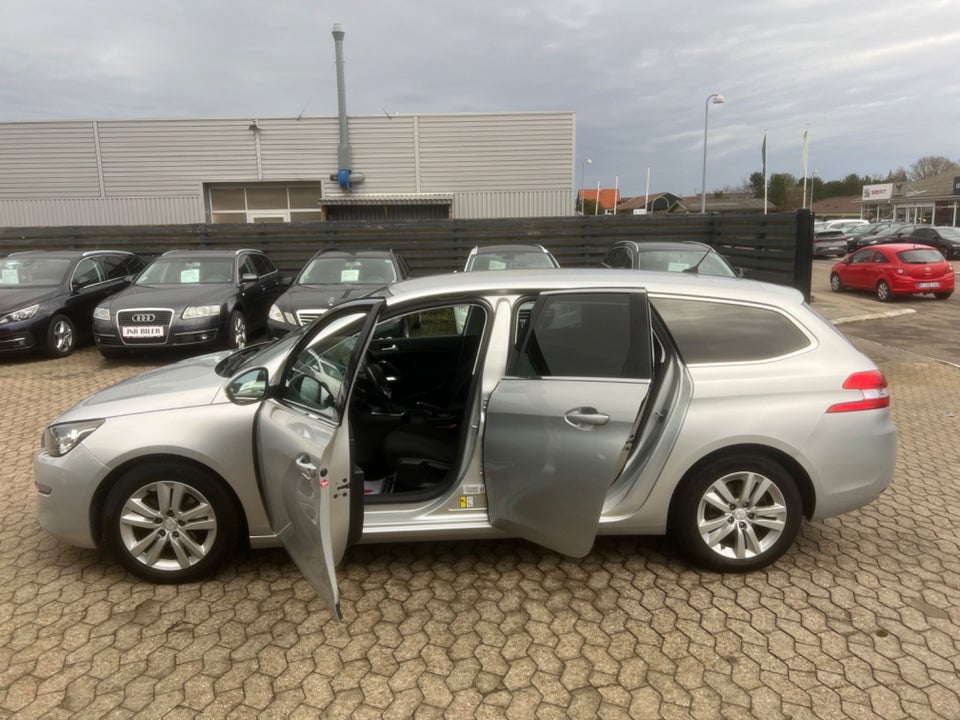 Peugeot 308 1,6 BlueHDi 120 Active SW 5d