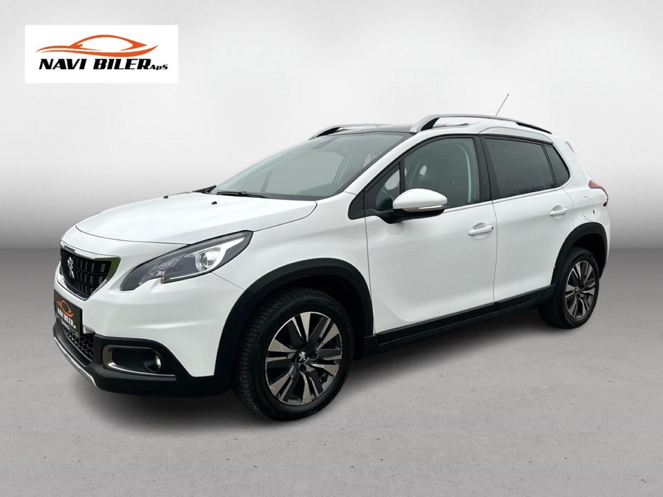 Peugeot 2008 1,6 BlueHDi 100 Selection Sky 5d