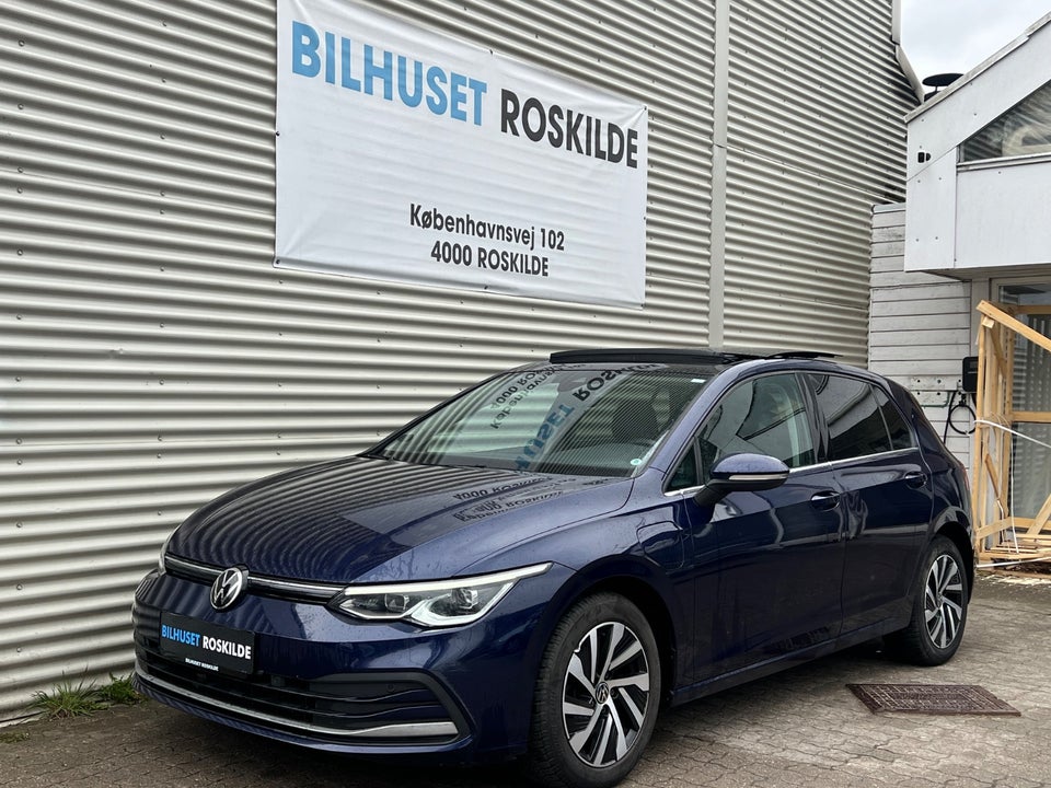 VW Golf VIII 1,4 eHybrid DSG 5d