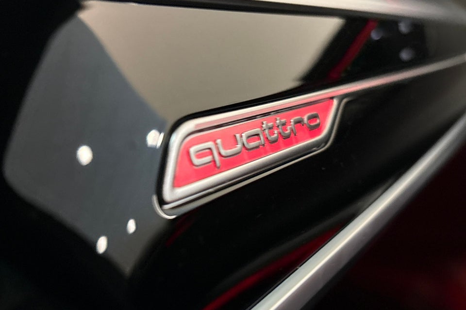 Audi A6 50 TFSi e Sport Prestige quattro S-tr. 4d