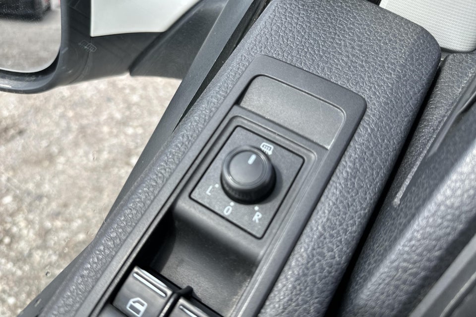 VW Transporter 2,0 TDi 150 Kassevogn DSG lang