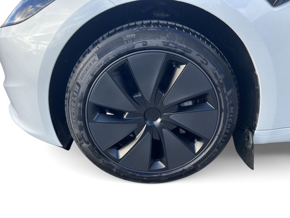 Tesla Model 3 RWD 4d
