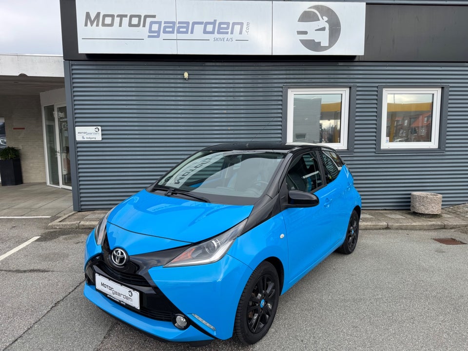 Toyota Aygo 1,0 VVT-i x-press 5d