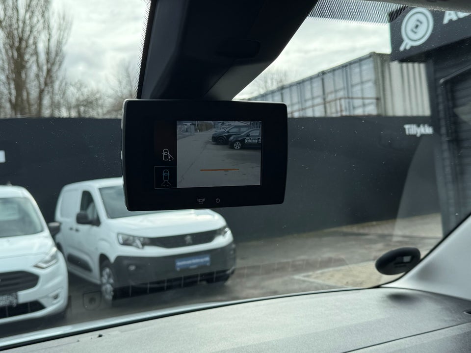 Peugeot Partner 1,5 BlueHDi 130 L2V2 Ultimate EAT8 Van