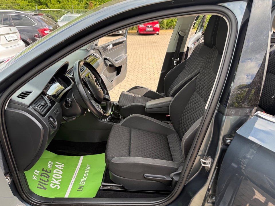 Skoda Rapid 1,0 TSi 95 Ambition 5d