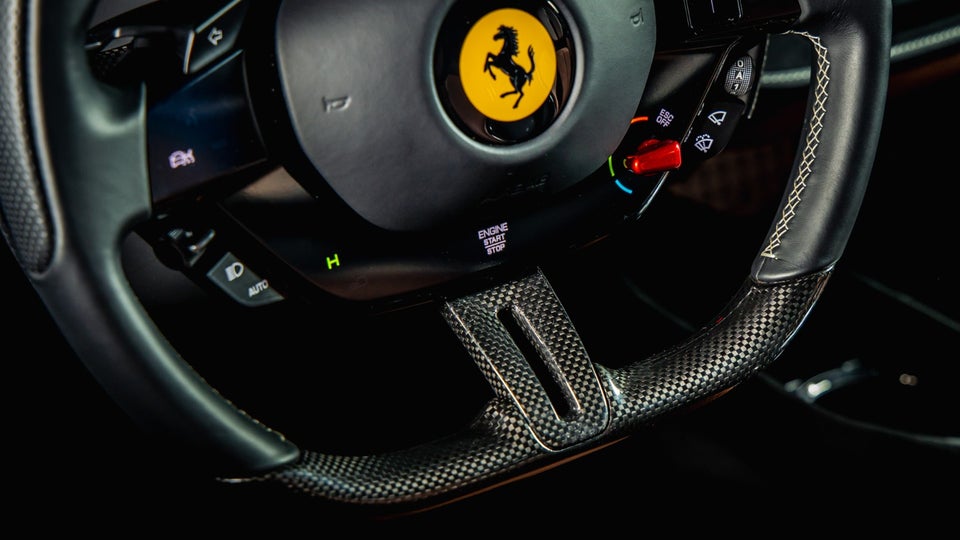 Ferrari SF90 Stradale 4,0 DCT 2d