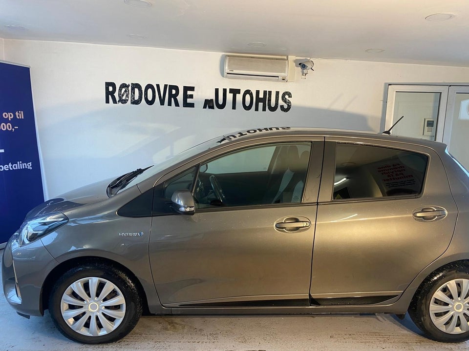 Toyota Yaris 1,5 Hybrid H2 Premium e-CVT 5d