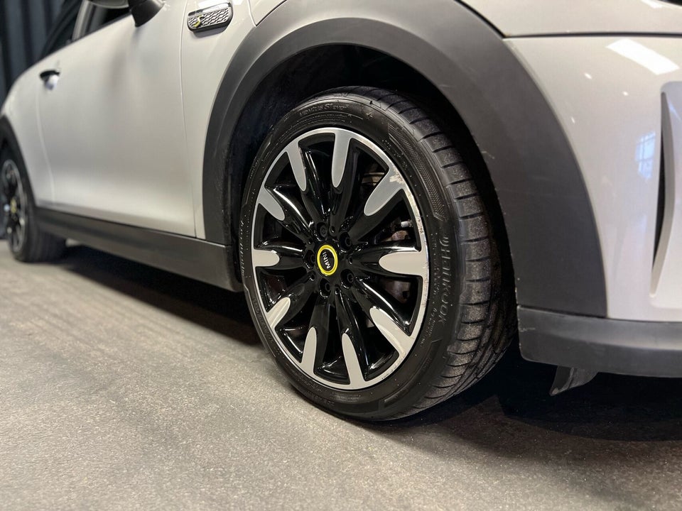 MINI Cooper SE Edition Premium Plus 3d