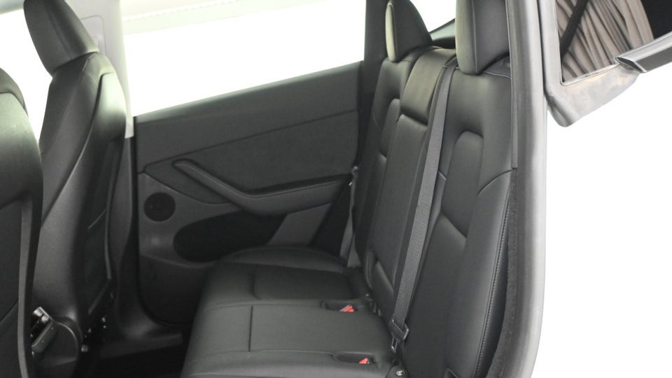 Tesla Model Y Long Range AWD 5d