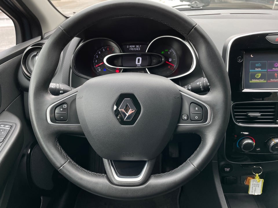 Renault Clio IV 0,9 TCe 90 Expression 5d
