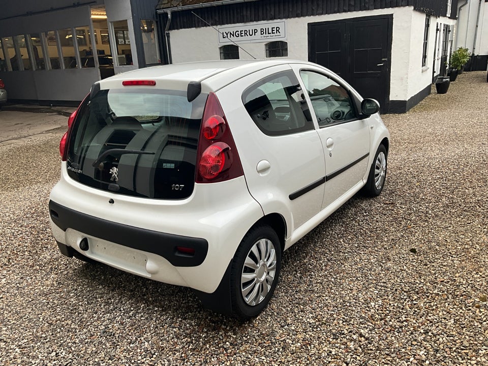 Peugeot 107 1,0 Active 5d