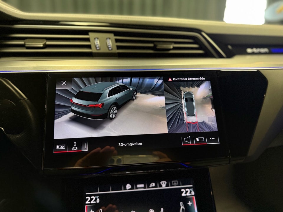 Audi e-tron S quattro 5d