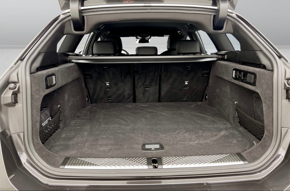 BMW i5 eDrive40 Touring Fully Charged 5d