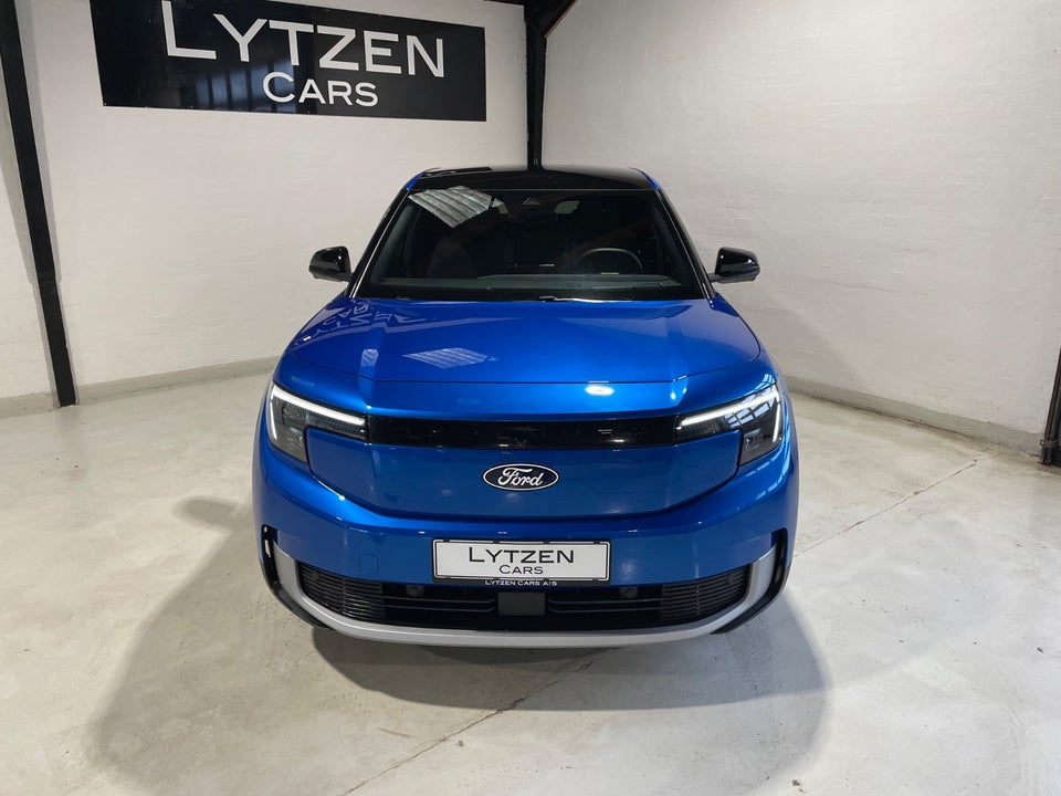 Ford Explorer 82 Premium Extended Range 5d