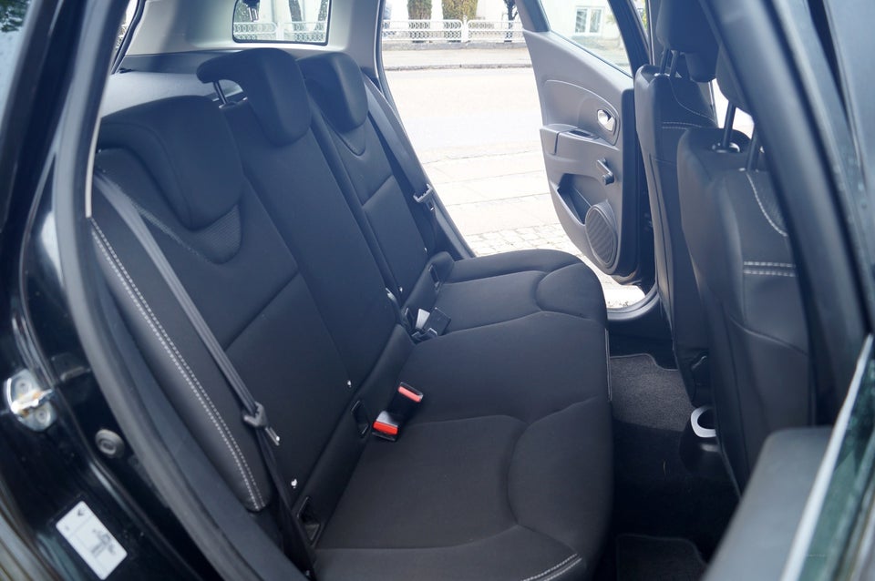 Renault Clio IV 1,5 dCi 75 Expression Sport Tourer 5d