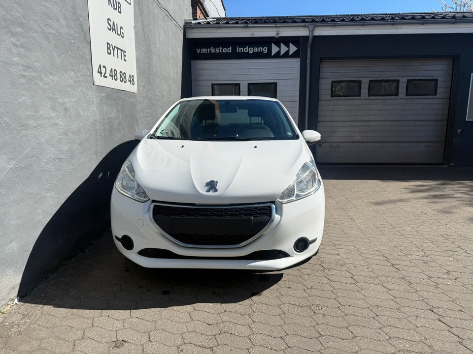 Peugeot 208 1,2 VTi Active 5d
