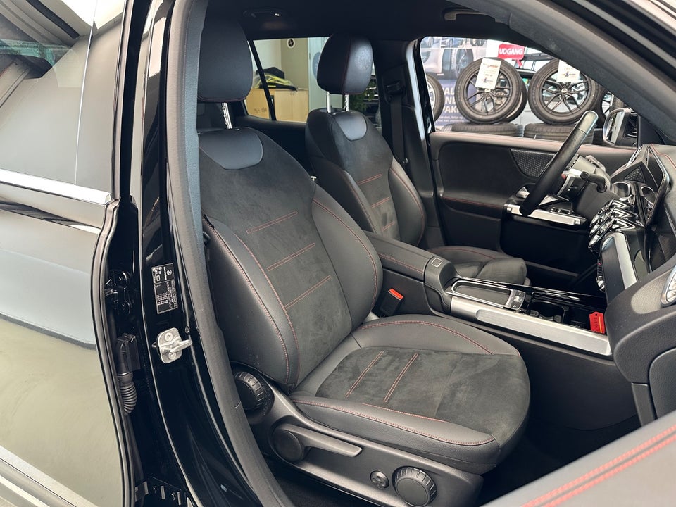 Mercedes EQB250+ AMG Line 5d