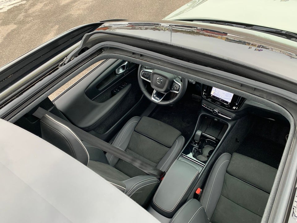 Volvo XC40 ReCharge Twin Ultimate 5d