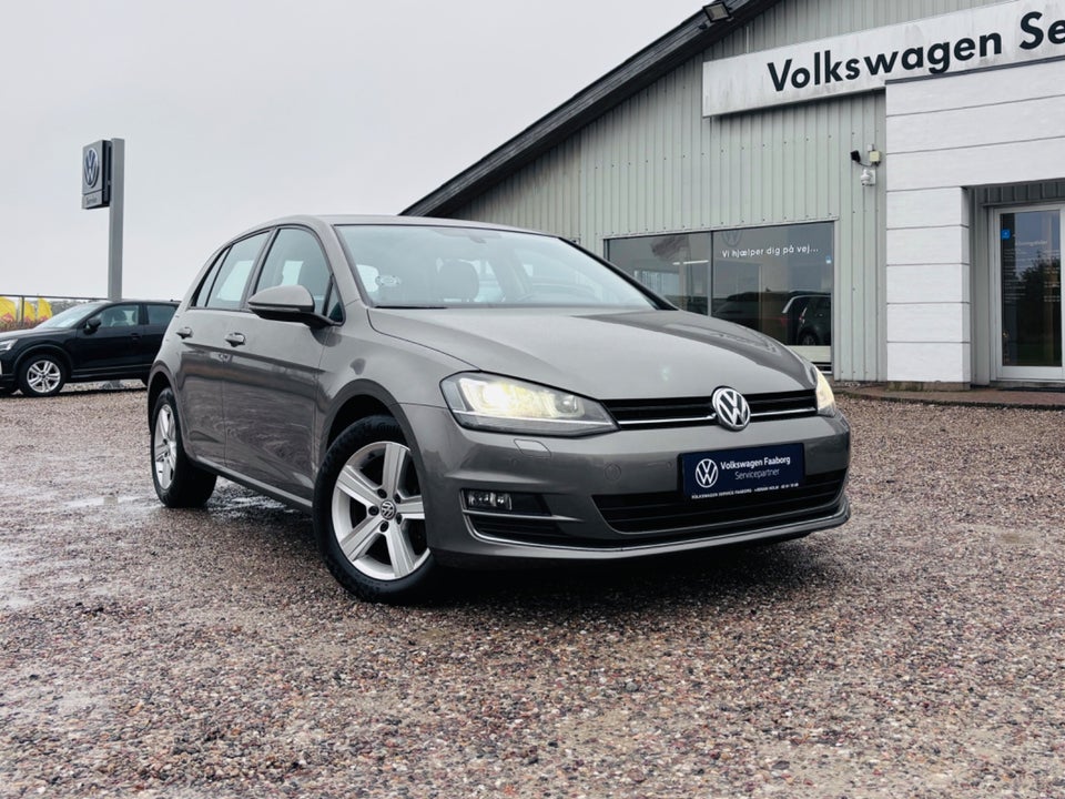 VW Golf VII 1,6 TDi 105 Highline DSG BMT Van 5d