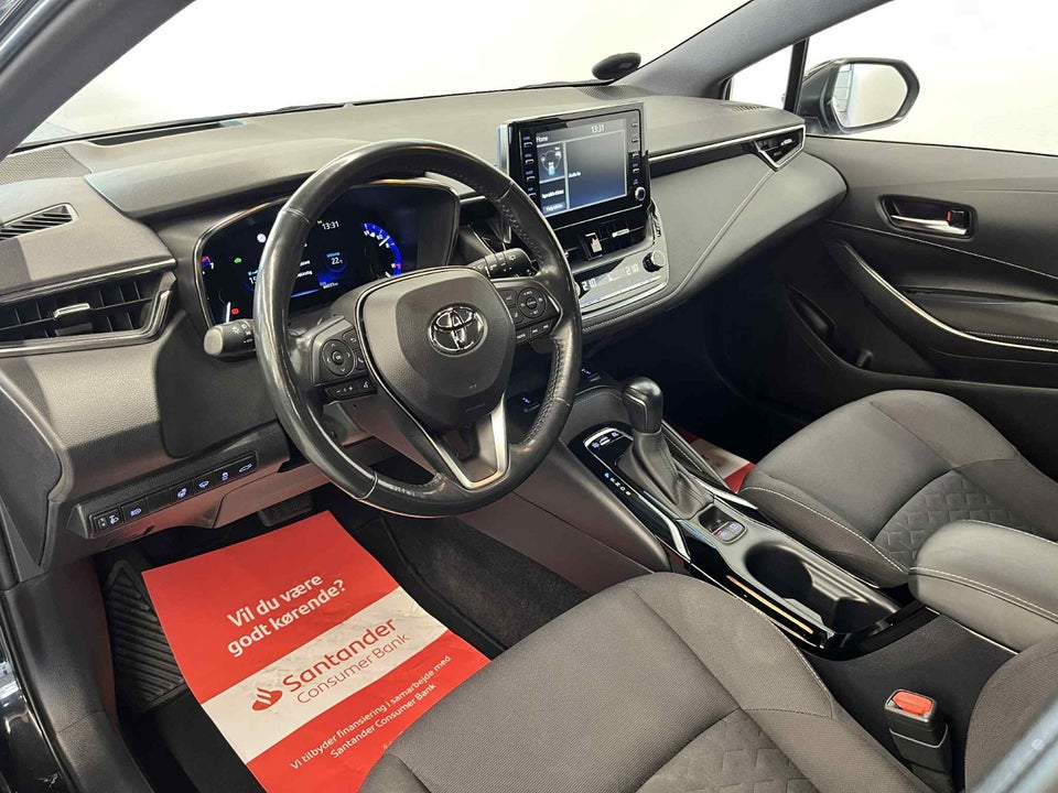 Toyota Corolla 1,8 Hybrid Active Smart Touring Sports MDS 5d