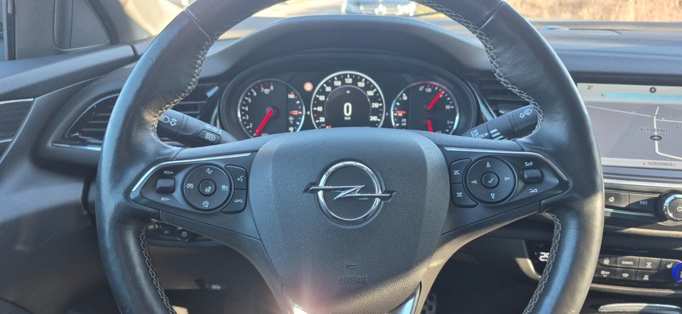 Opel Insignia 2,0 T 260 OPC Line Grand Sport aut. 4x4 5d